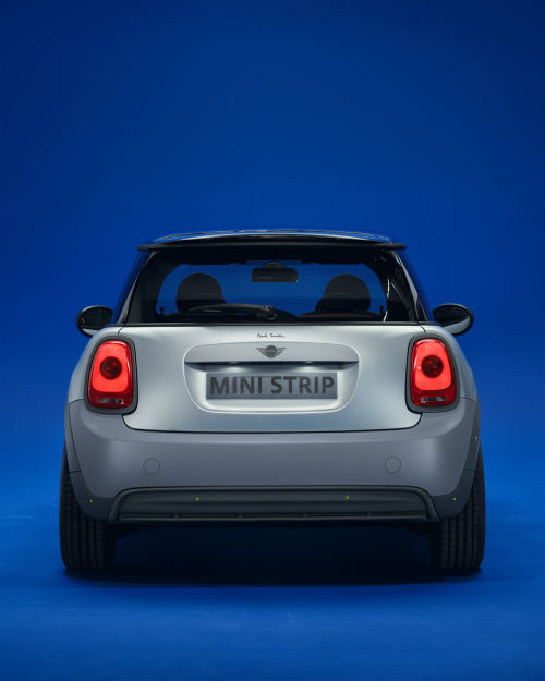 The MINI Strip (co-)created by Paul Smith